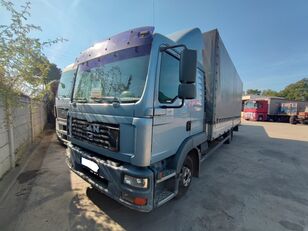 MAN TGL 12.240 camión toldo