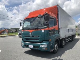 Nissan UD camión toldo