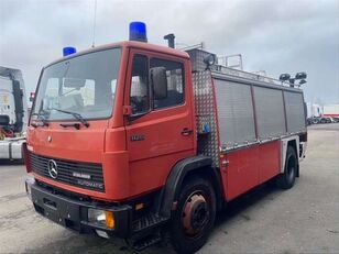 Mercedes-Benz 1120 camión de bomberos