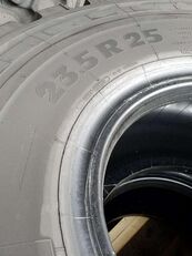 Michelin 23.5 R 25 neumático para camión