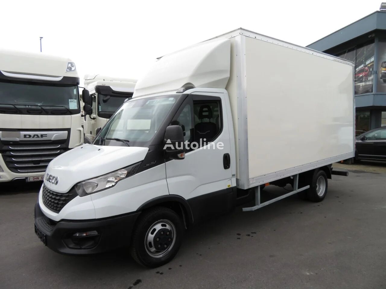 IVECO DAILY 35 C 16 , DIFFERENT LOCATION : TRUCK TRADING BRABANT camión furgón < 3.5t